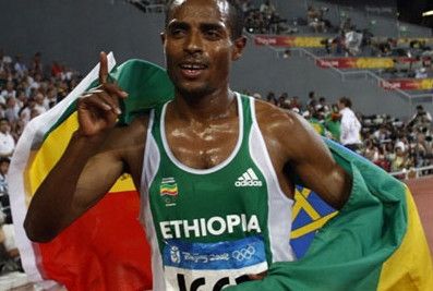 الاثيوبي كنينيسا بيكيلي