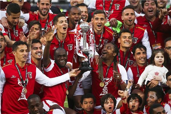  جانب من تتويج  سبورتنج براجا