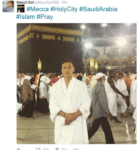 تغريدة أوزيل على تويتر