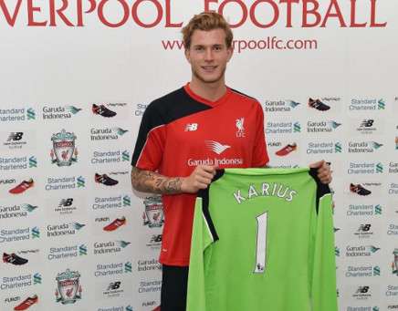 تقديم الحارس الجديد لفريق ليفربول لوريس كاريوس