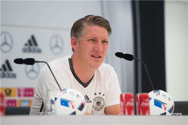 باستيان شفاينشتايجر