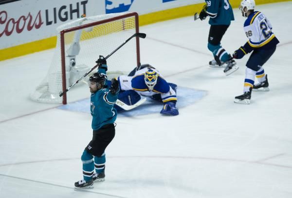 2016-05-26t034853z_1887139745_nocid_rtrmadp_3_nhl-stanley-cup-playoffs-st-louis-blues-at-san-jose-sharks_reuters