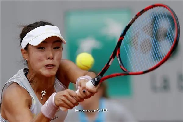 ?i=epa%2ftennis%2f2016-05%2f2016-05-26-05329686_epa