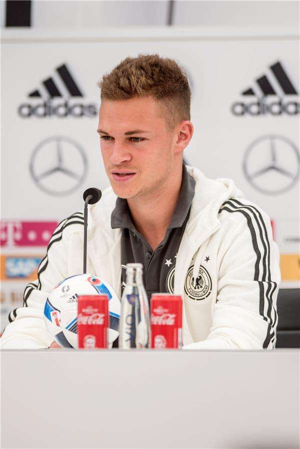 جوشوا كيميج فى المؤتمر الصحفى اليوم 