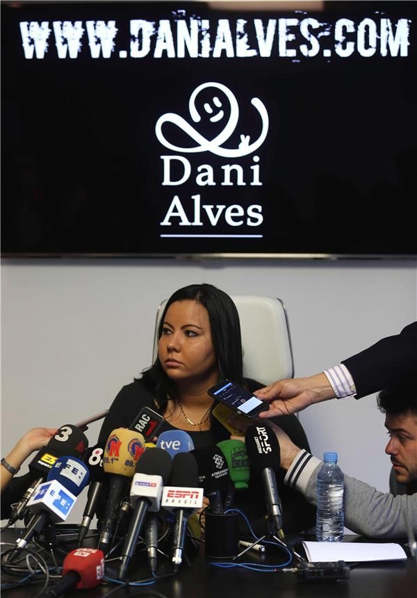 وكيلة أعمال دانييل الفيس