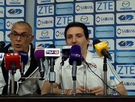 كوبر في المؤتمر صحفي