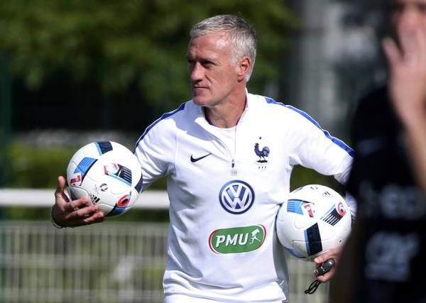 2016-05-25t173358z_1638580019_lr1ec5p1csbk5_rtrmadp_3_soccer-euro-france_reuters