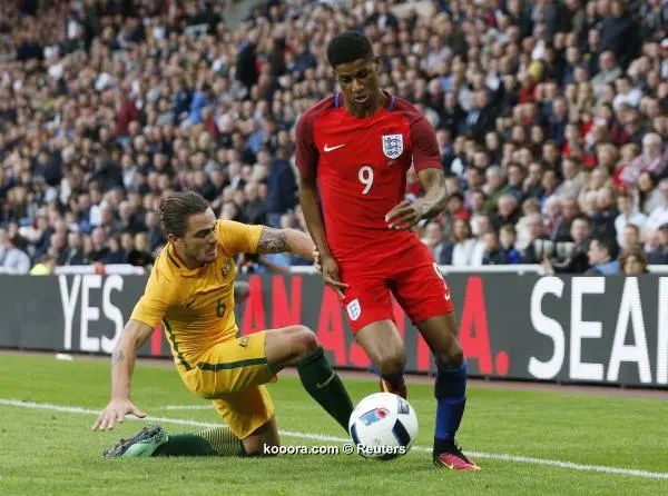 ?i=albums%2fmatches%2f1413598%2f2016-05-27t193701z_107379421_mt1aci14412152_rtrmadp_3_soccer-eng-aus_reuters