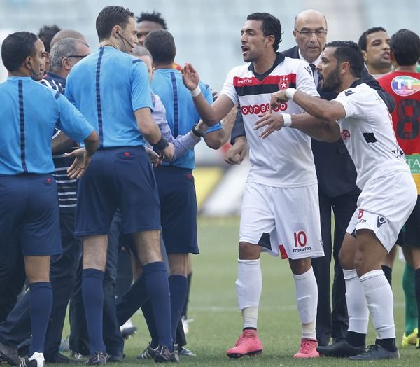 علية البريقي يتهجم على الحكم