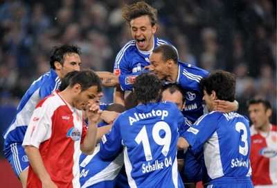 2009-04-17-00000301700544