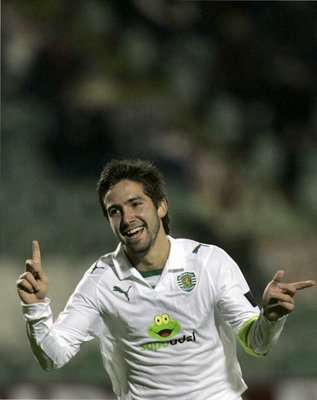 جواو موتينهو لاعب المنتخب البرتغالي وسبورتنج لشبونة