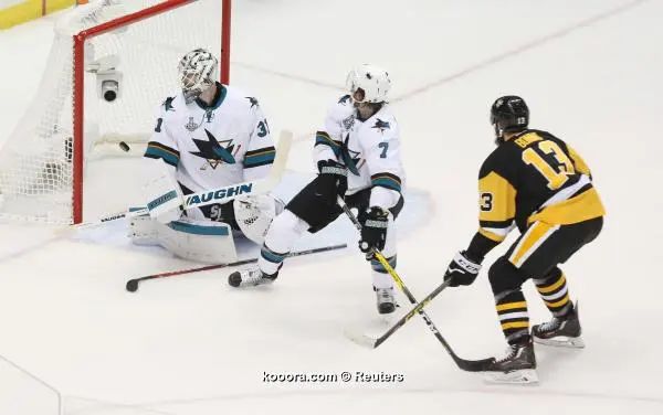 ?i=reuters%2f2016-05-31%2f2016-05-31t025819z_1226669346_nocid_rtrmadp_3_nhl-stanley-cup-final-san-jose-sharks-at-pittsburgh-penguins_reuters