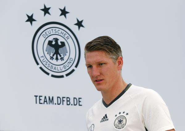 باستيان شفاينشتايغر