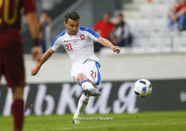 ?i=reuters%2f2016-06-01%2f2016-06-01t173941z_6893933_lr1ec611d1v8i_rtrmadp_3_soccer-friendly-rus-cze_reuters