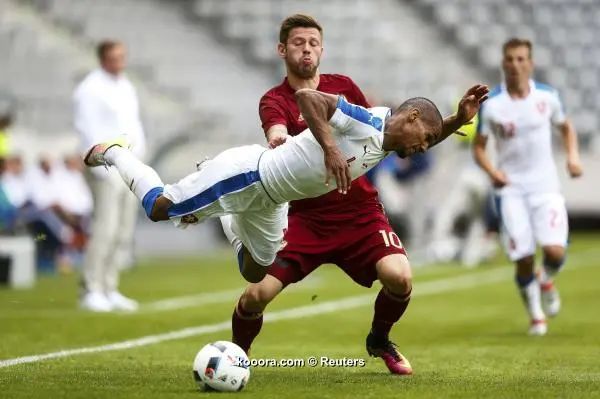 ?i=reuters%2f2016-06-01%2f2016-06-01t162931z_1258010277_lr1ec6119sx5h_rtrmadp_3_soccer-friendly-rus-cze_reuters