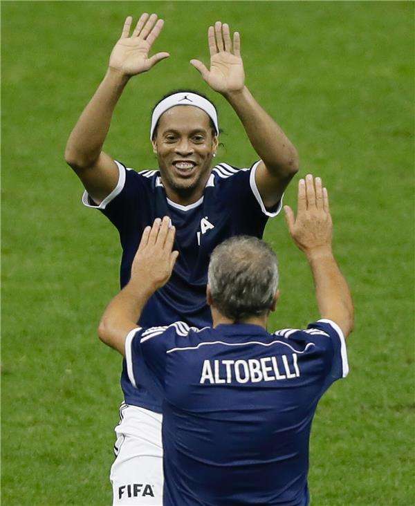 رونالدينيو 