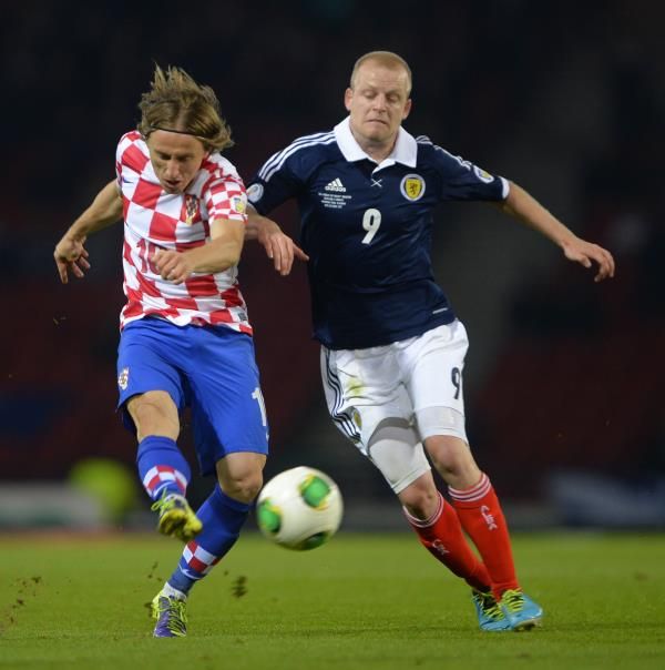 2013-10-15t210211z_476753336_gm1e9ag0dug01_rtrmadp_3_soccer-world_reuters