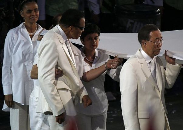 بان كي مون ومحمد علي في أولمبياد لندن