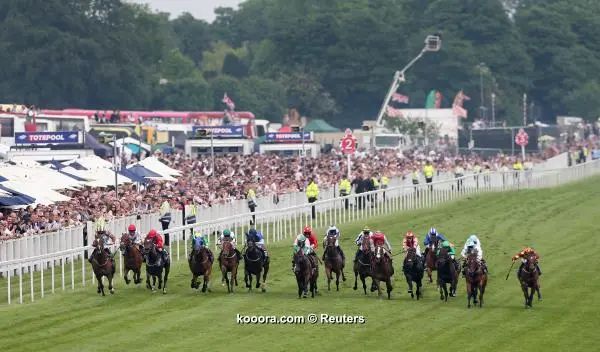 ?i=reuters%2f2016-06-04%2f2016-06-04t145837z_108053917_mt1aci14425900_rtrmadp_3_horse-derbyfestival_reuters