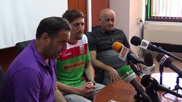 زرداب أثناء التوقيع