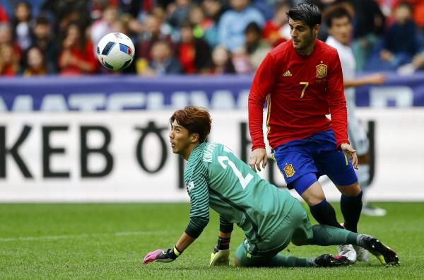 2016-06-01t150830z_1526858252_lr1ec61161w0u_rtrmadp_3_soccer-friendly-esp-kor_reuters