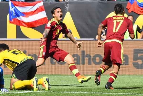 2016-06-05t220312z_518369934_nocid_rtrmadp_3_soccer-2016-copa-america-centenario-jamaica-at-venezuela_reuters