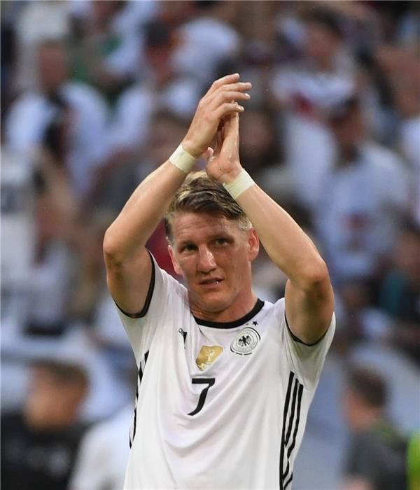 باستيان شفاينشتايجر