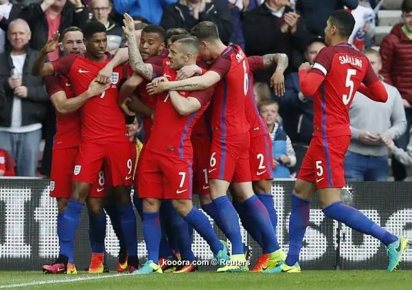 ?i=albums%2fmatches%2f1413598%2f2016-05-27t190017z_107377217_mt1aci14412090_rtrmadp_3_soccer-eng-aus_reuters