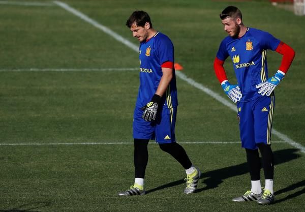 ديفيد دي خيا وكاسياس