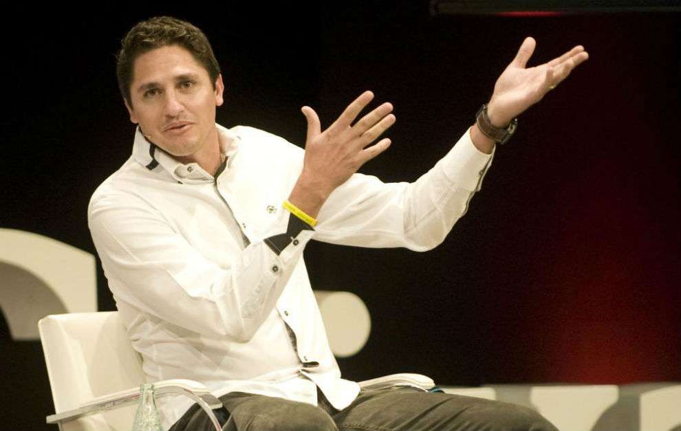  غوميس موريس ادميلسون