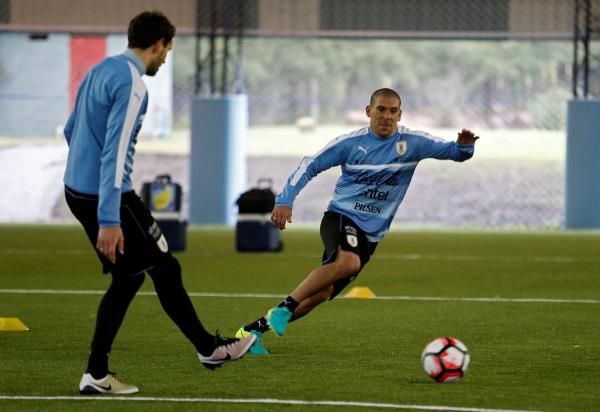 2016-05-30t161942z_1260671668_d1bethazhuaa_rtrmadp_3_soccer-copa_reuters