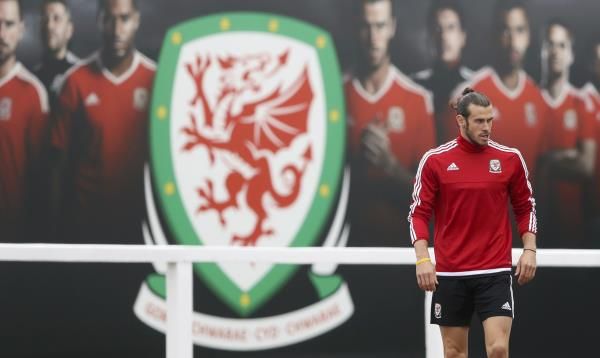 2016-06-08t121418z_1914329549_lr1ec680xzjmi_rtrmadp_3_soccer-euro-wal_reuters