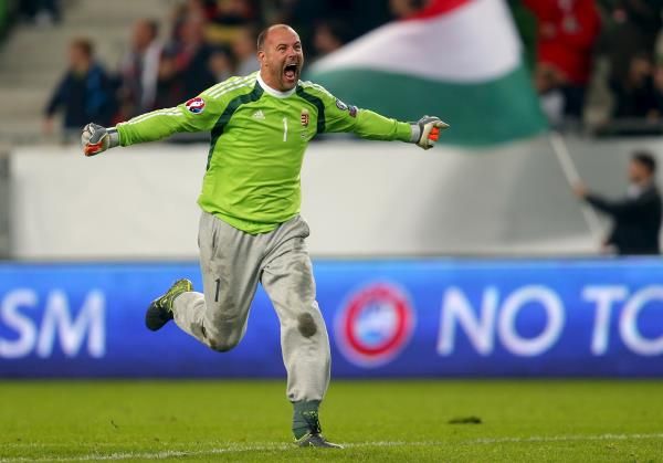 2015-10-08t211700z_1765015642_gf10000237440_rtrmadp_3_soccer-euro_reuters