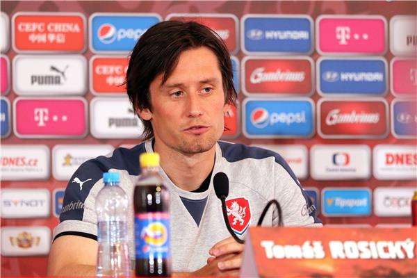  توماس روزيكي