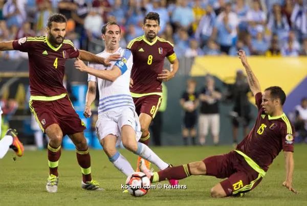 ?i=reuters%2f2016-06-10%2f2016-06-10t022419z_1867356865_nocid_rtrmadp_3_soccer-2016-copa-america-centenario-uruguay-at-venezuela_reuters
