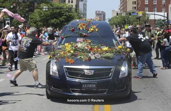 ?i=reuters%2f2016-06-10%2f2016-06-10t194629z_1741509075_tm3ec6a17ni01_rtrmadp_3_people-ali_reuters