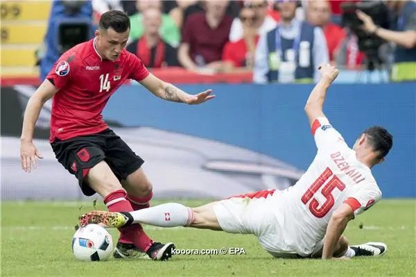 ?i=epa%2fsoccer%2f2016-06%2f2016-06-11%2f2016-06-11-05357142_epa