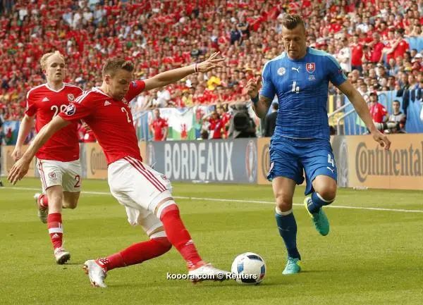 ?i=reuters%2f2016-06-11%2f2016-06-11t173046z_108667846_mt1aci14432903_rtrmadp_3_soccer-euro-wal-svk_reuters