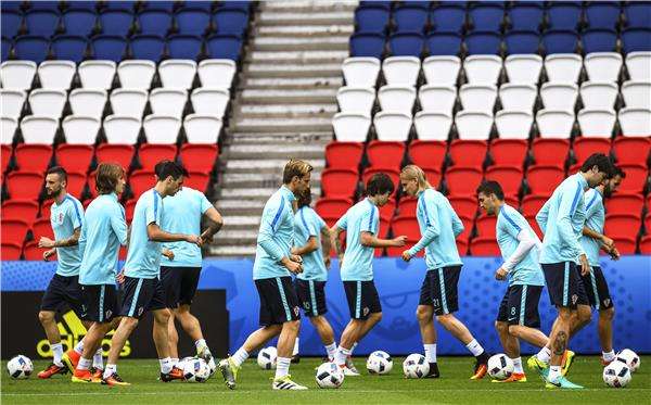 من تدريبات اليوم للمنتخب الكرواتي