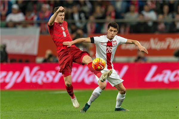  بارتوش كابوتسكا من مباراة منتخبه أمام التشيك