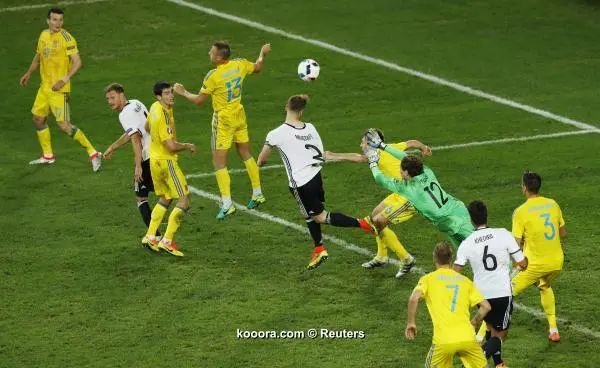 ?i=reuters%2f2016-06-12%2f2016-06-12t203156z_108765116_mt1aci14434870_rtrmadp_3_soccer-euro-ger-ukr_reuters