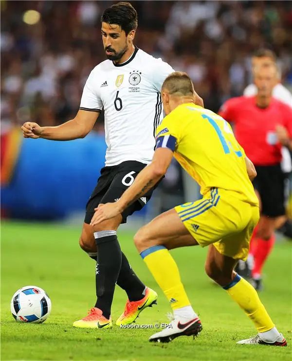 ?i=epa%2fsoccer%2f2016-06%2f2016-06-12%2f2016-06-12-05360088_epa