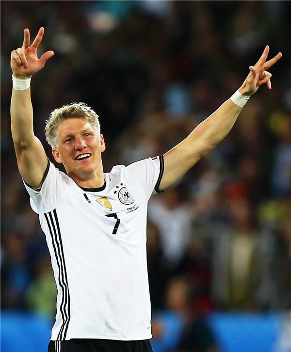 باستيان شفاينشتايجر