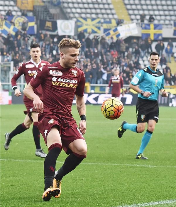  تشيرو إيموبيلي