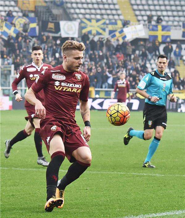  تشيرو إيموبيلي