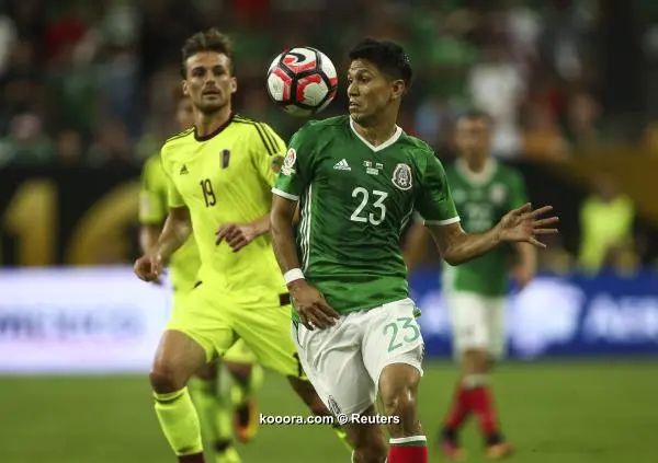 ?i=reuters%2f2016-06-14%2f2016-06-14t010350z_733132469_nocid_rtrmadp_3_soccer-2016-copa-america-centenario-mexico-at-venezuela_reuters
