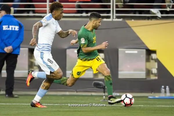 ?i=reuters%2f2016-06-14%2f2016-06-14t040328z_487888620_nocid_rtrmadp_3_soccer-2016-copa-america-centenario-uruguay-at-jamaica_reuters