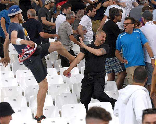 أعمال شغب اليورو