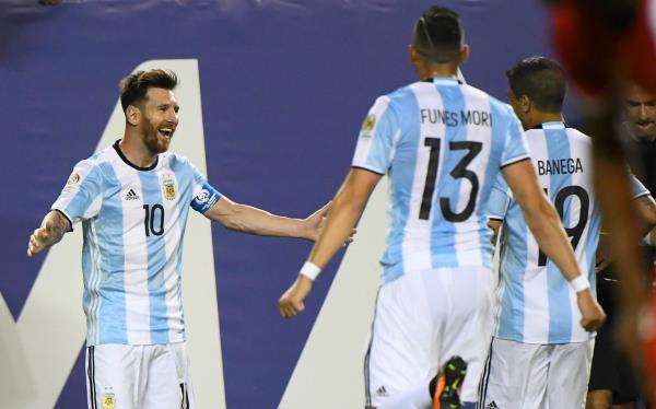 2016-06-11t040130z_131440166_nocid_rtrmadp_3_soccer-2016-copa-america-centenario-argentina-at-panama_reuters