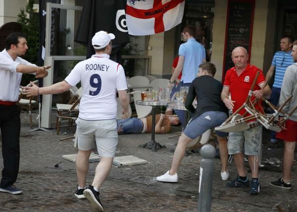 2016-06-14t163953z_37803705_lr1ec6e1aa6e6_rtrmadp_3_soccer-euro-fans-security_reuters